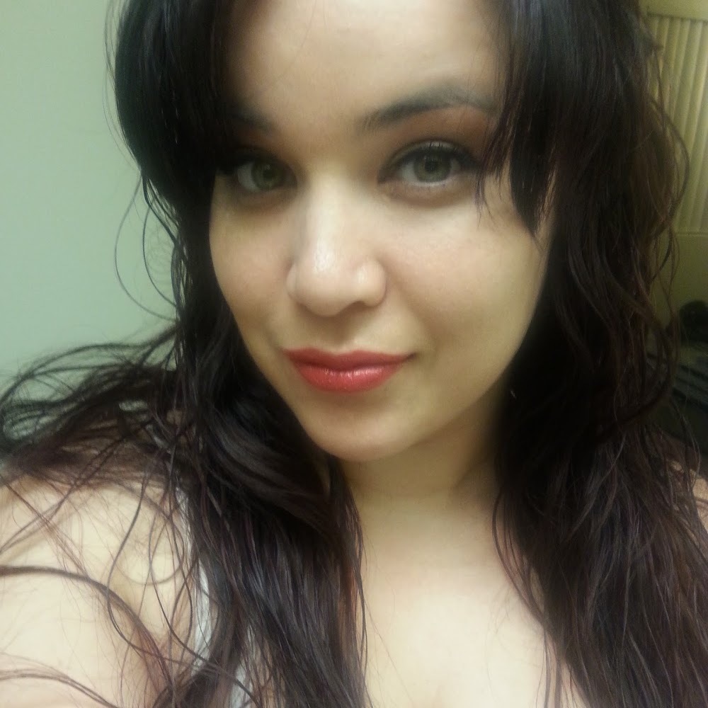 Meet your Posher, Melissa480